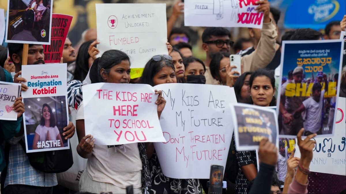 India Introduces Tougher Laws Against Exam Paper Leaks