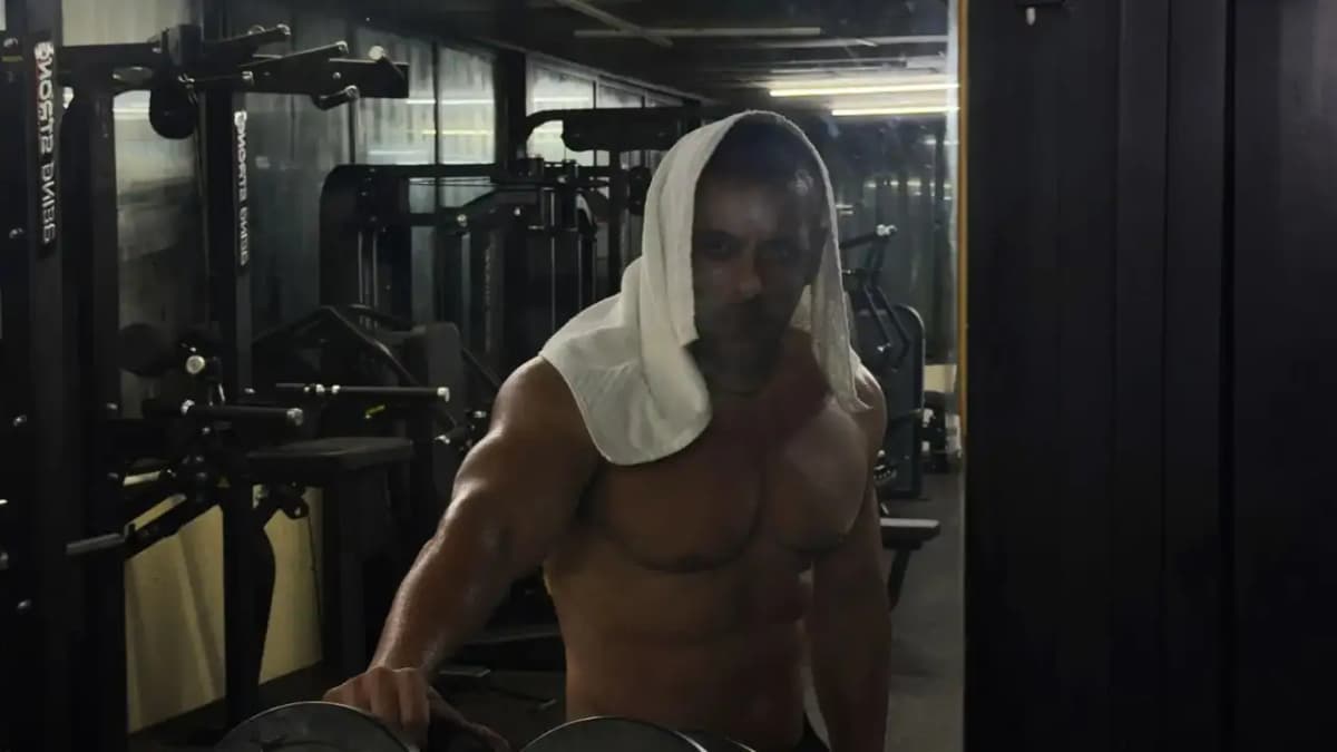Salman Khan Shares Gym Photos and Cryptic Message, Fans React