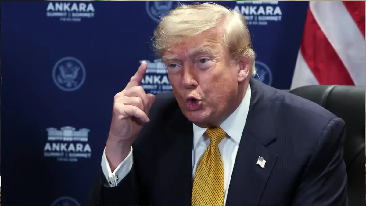 Viral Video of Trump Falling: Fact-Check Reveals the Truth