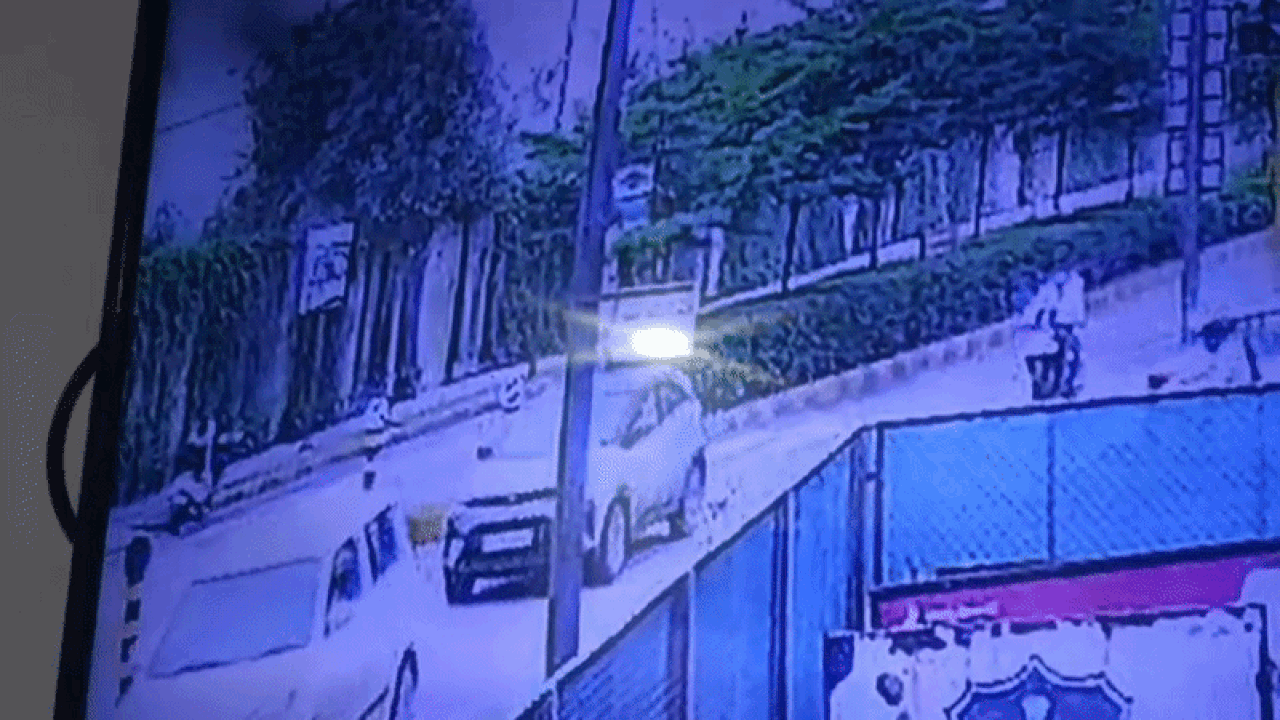 Tragic Scooter Accident in Ahmedabad Claims Lives of Two Siblings