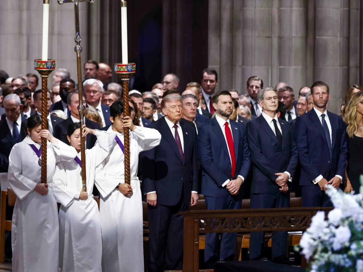 world leaders gather to honor