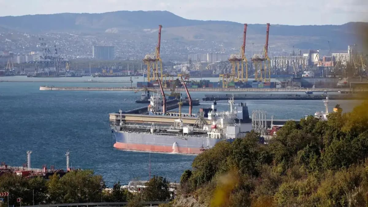 india considers lng imports fr