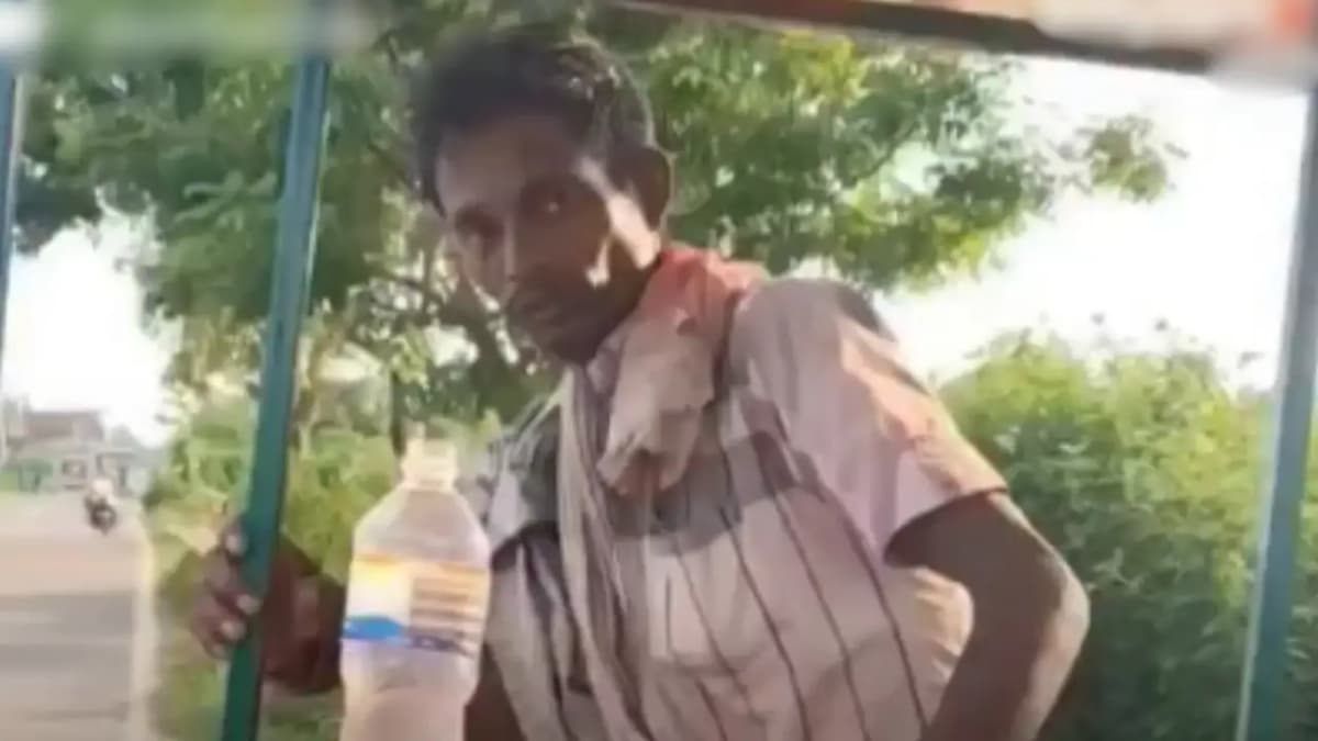assam ice cream vendor breaks