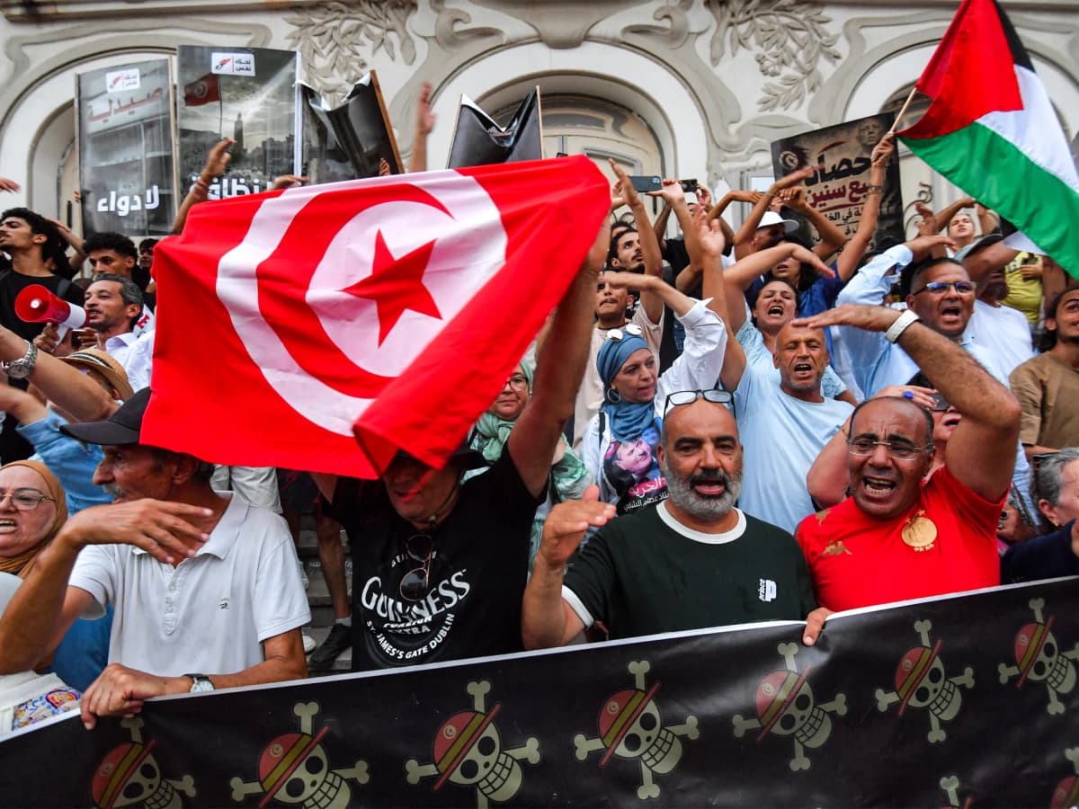Tunisia Faces Political Turmoil Amidst Leadership Health Concerns