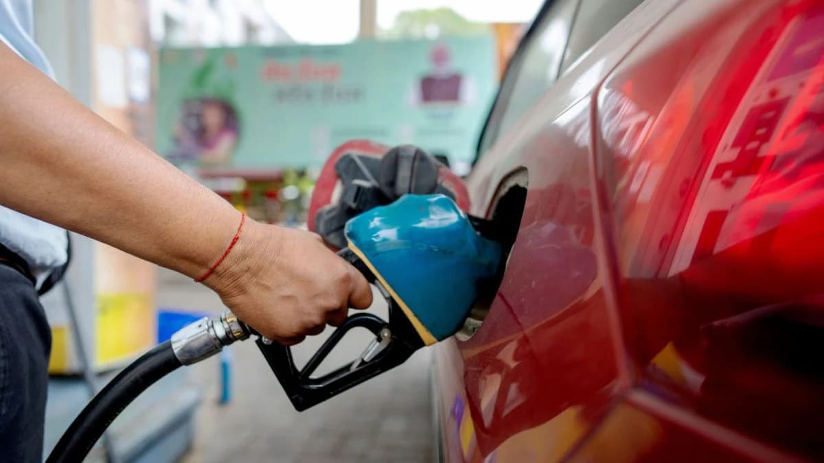 Government Addresses E20 Petrol Concerns Over Mileage and Engine Issues
