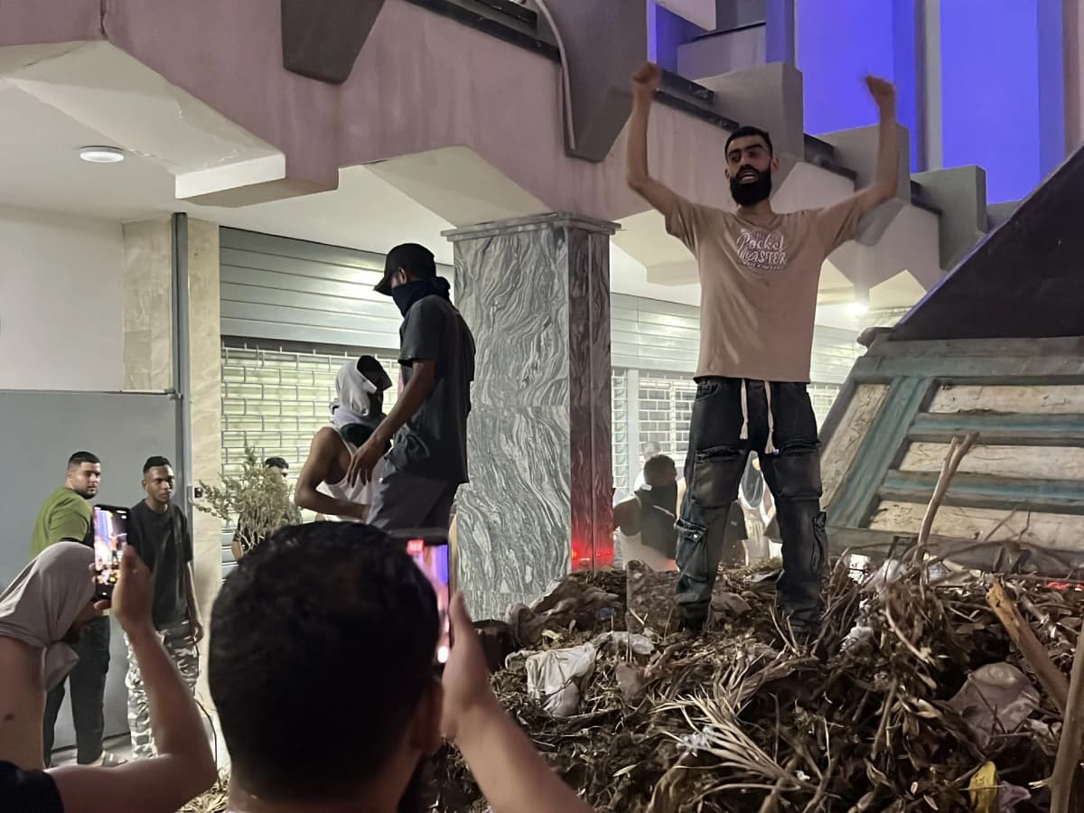 Protests Erupt in Libya Over Severe Electricity Blackouts Amid Heatwave