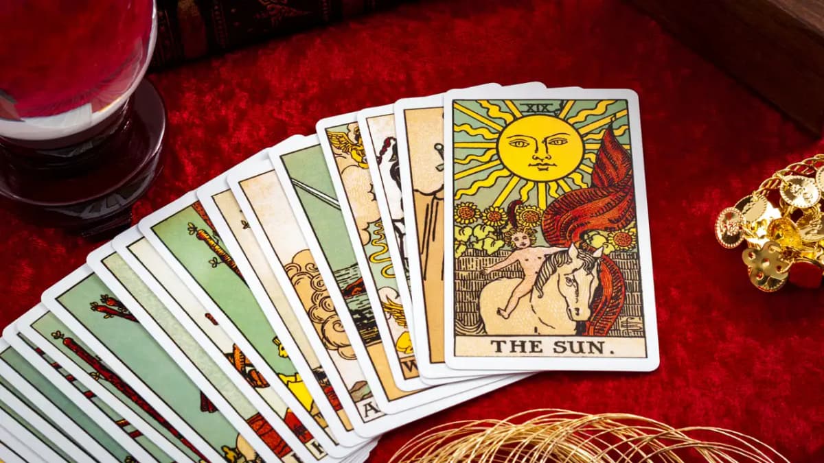 Tarot Insights for July 30, 2026: Horoscope and Vastu Guidance