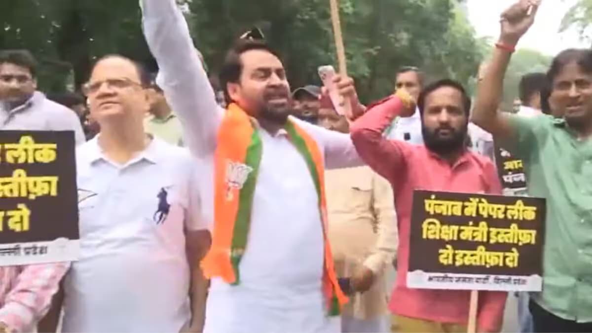BJP Protests Over Alleged Exam Paper Leaks in Punjab, Calls for Investigation