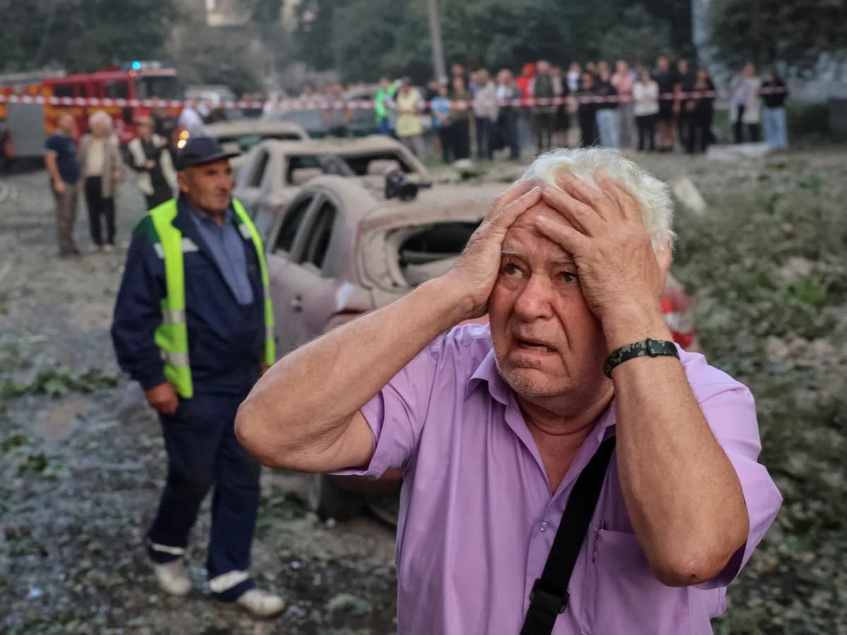 Zelenskyy Calls for Life Protection Amid Ongoing Russian Strikes on Ukraine