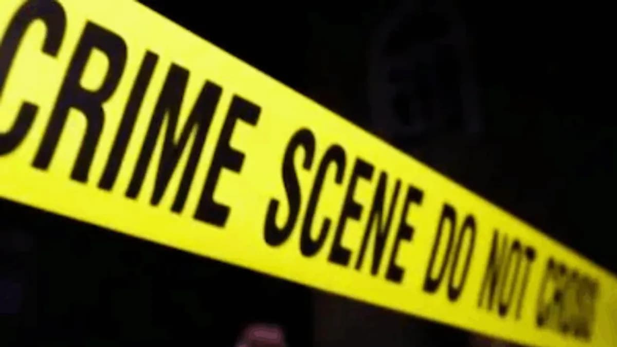 Tragic Incident: Farmer Dies After Accidental Shooting in Delhi Bank