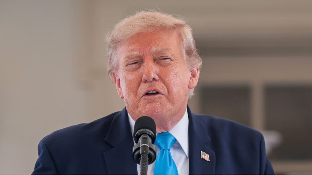 Trump Frustrated Over Iran Deal Stalemate Amid Internal Divisions