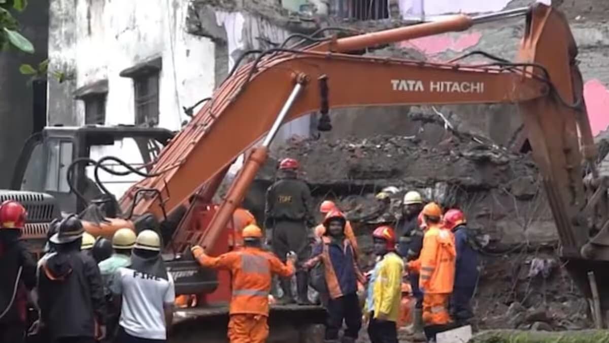 Mumbai's Monsoon Crisis: Families Trapped in Unsafe Buildings