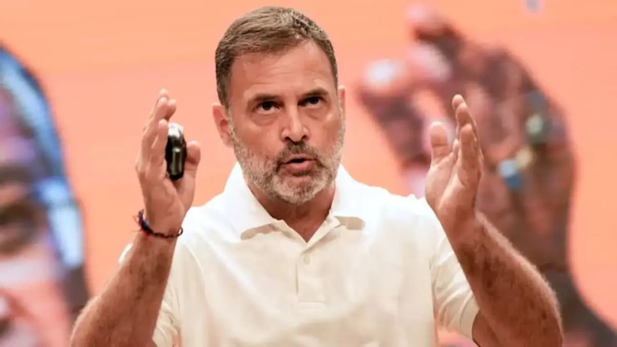 Rahul Gandhi's Controversial Remarks on Delhi Police Families' Press Conference