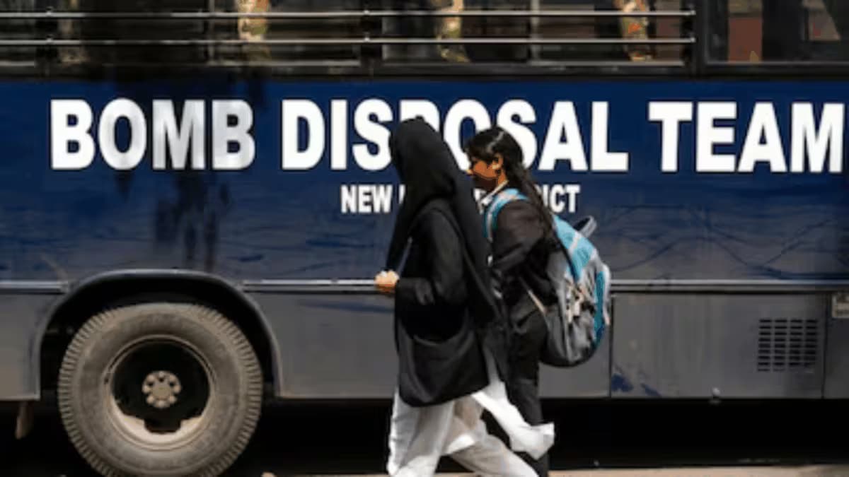 bomb threat emails prompt secu