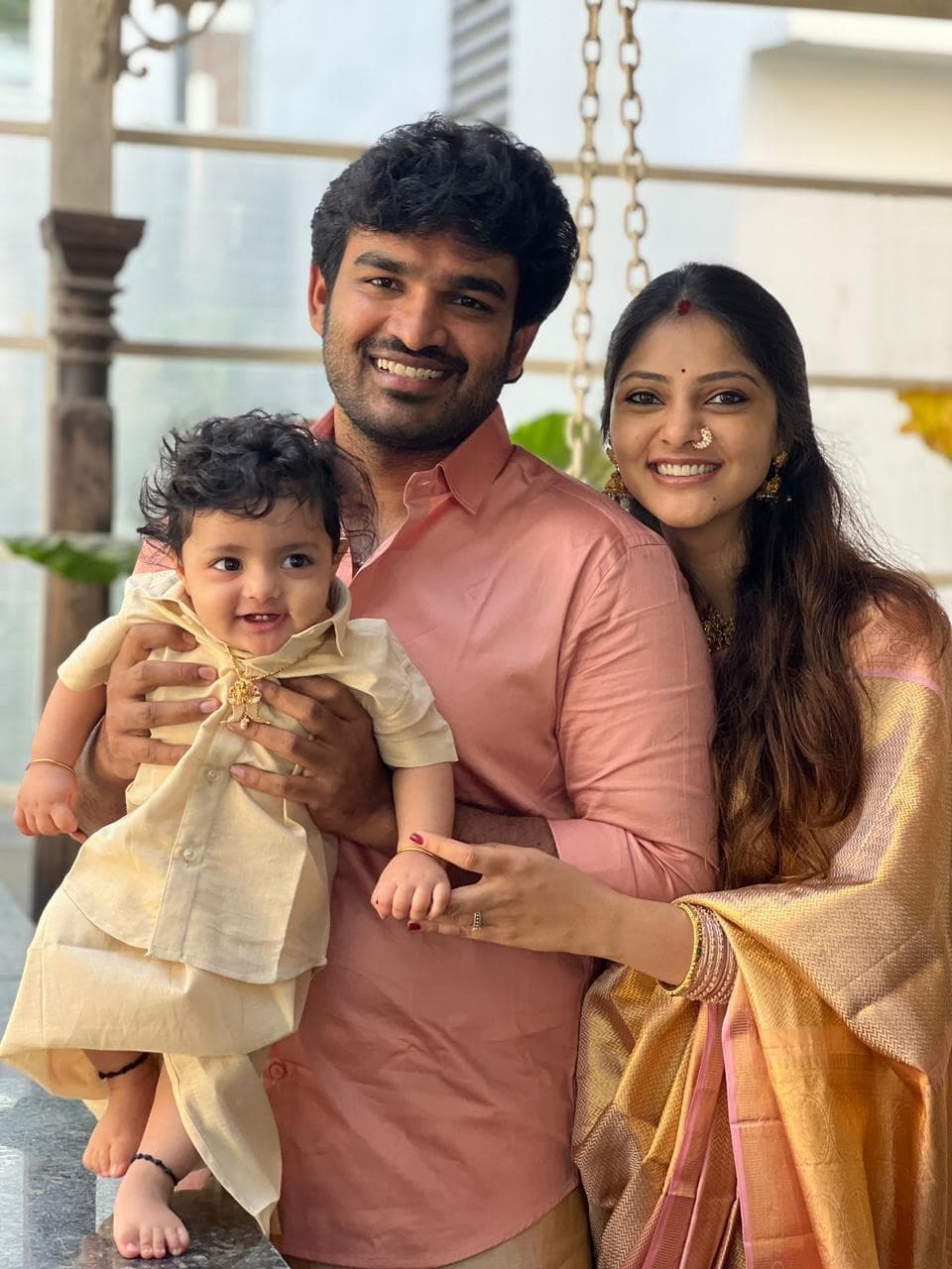 Kiran Abbavaram New Year Cebrations With Family