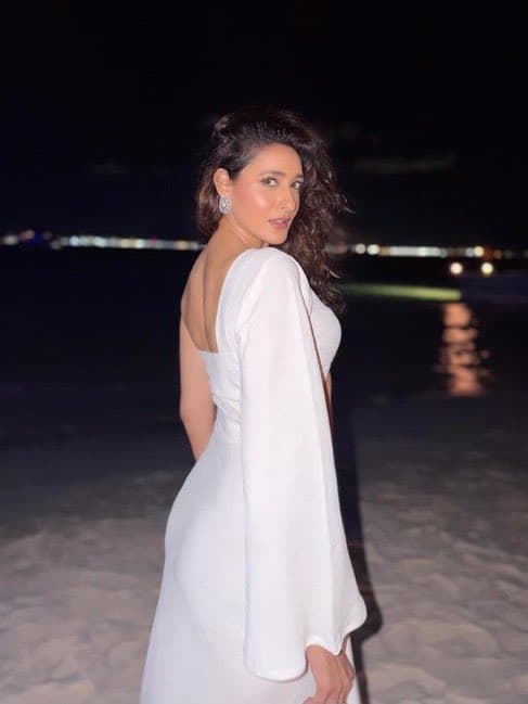 Pragya Jaiswal White Magic Hot Photos Social Media