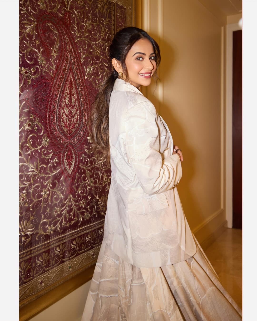 Rakul Preeth Singh Shared Her Latest White Dress Stylish Look See Photos
