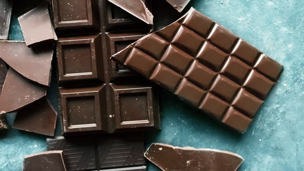 Many Health Benefits Of Eating Dark Chocolate